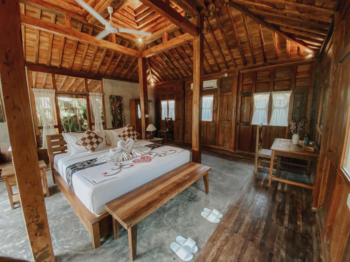 Sarini Villas Блахбату Экстерьер фото