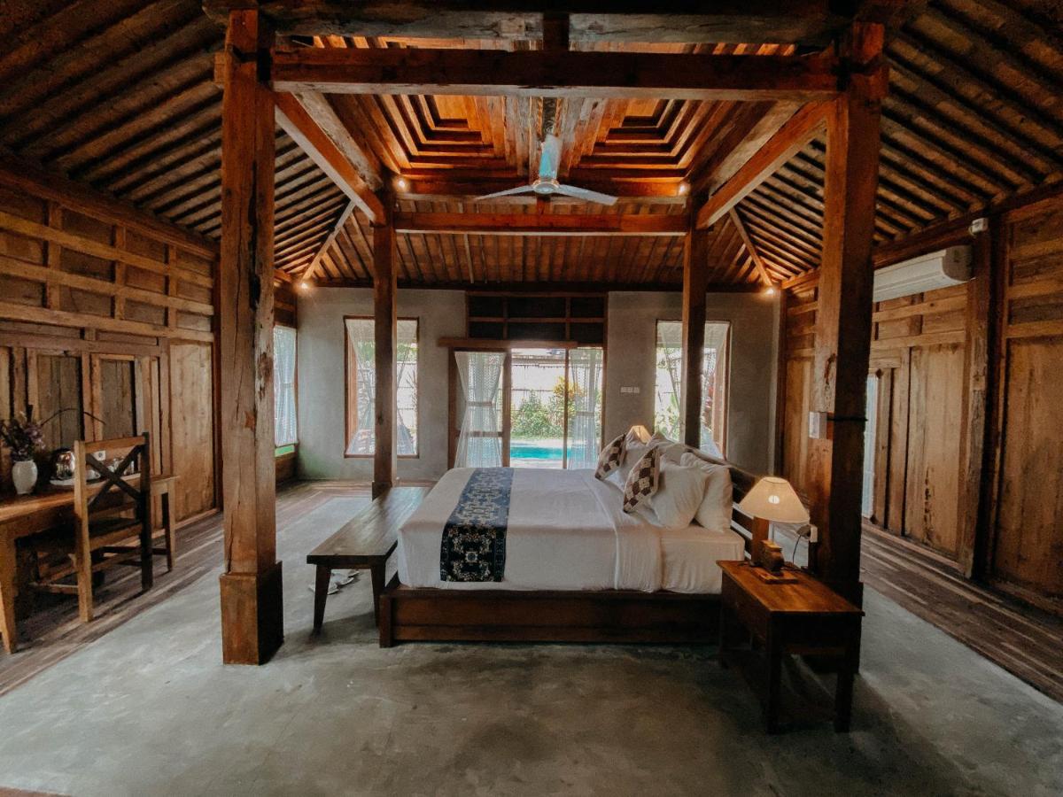 Sarini Villas Блахбату Экстерьер фото